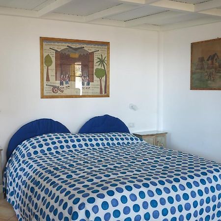 Appartement Bonbonniere In Chiaia District à Naples Extérieur photo