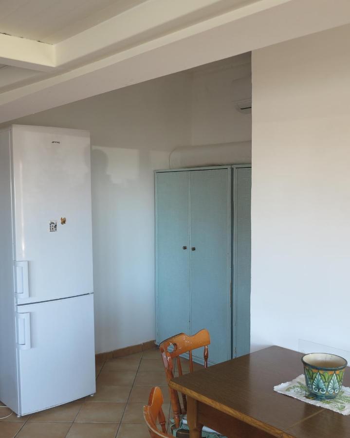 Appartement Bonbonniere In Chiaia District à Naples Extérieur photo